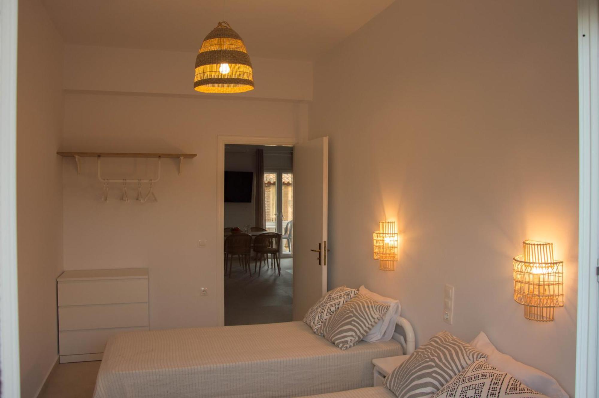 Aristidis Apartments アギオス・ゲオルギオス エクステリア 写真