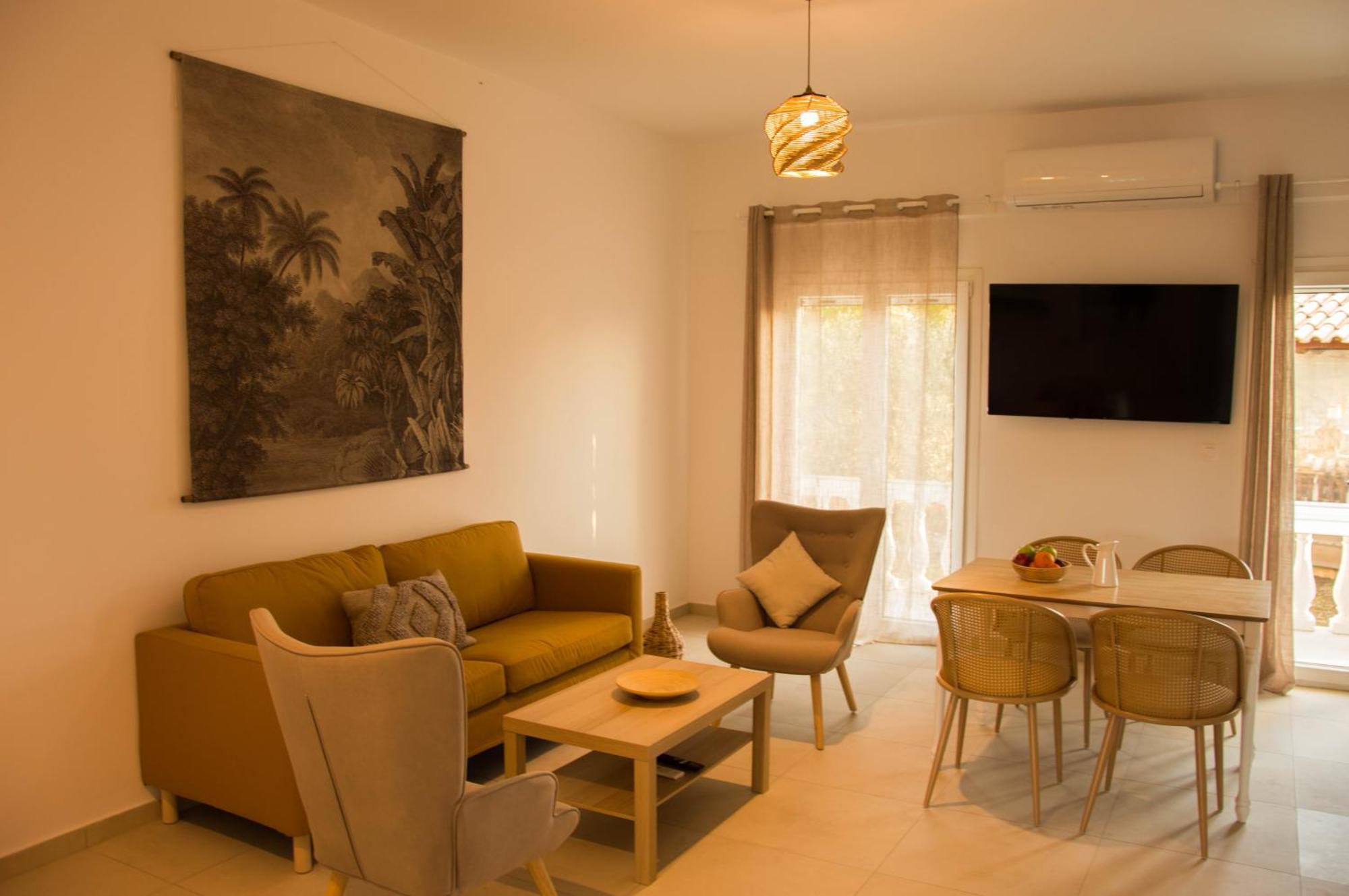 Aristidis Apartments アギオス・ゲオルギオス エクステリア 写真
